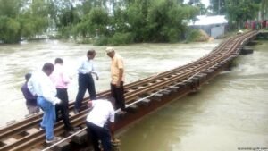 বাংলাদেশে বন্যা নিয়ন্ত্রণের রাজনৈতিক অর্থনীতি